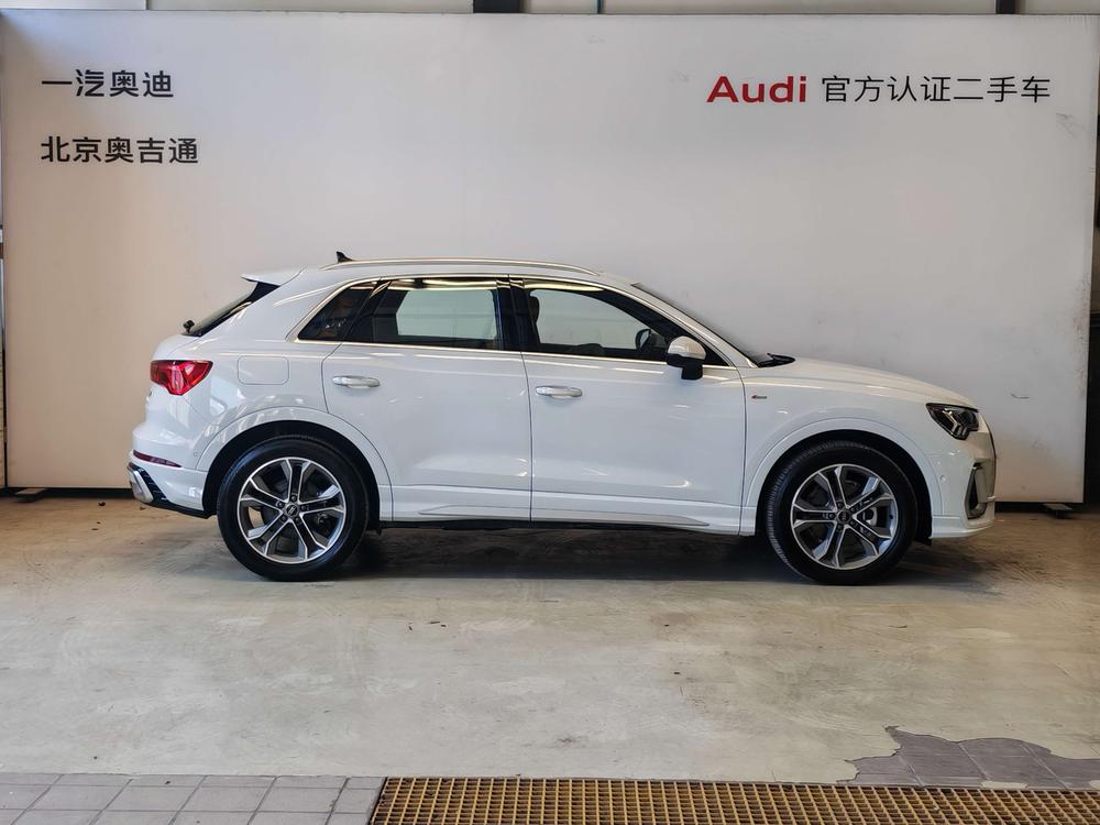 Audi Audi Q3