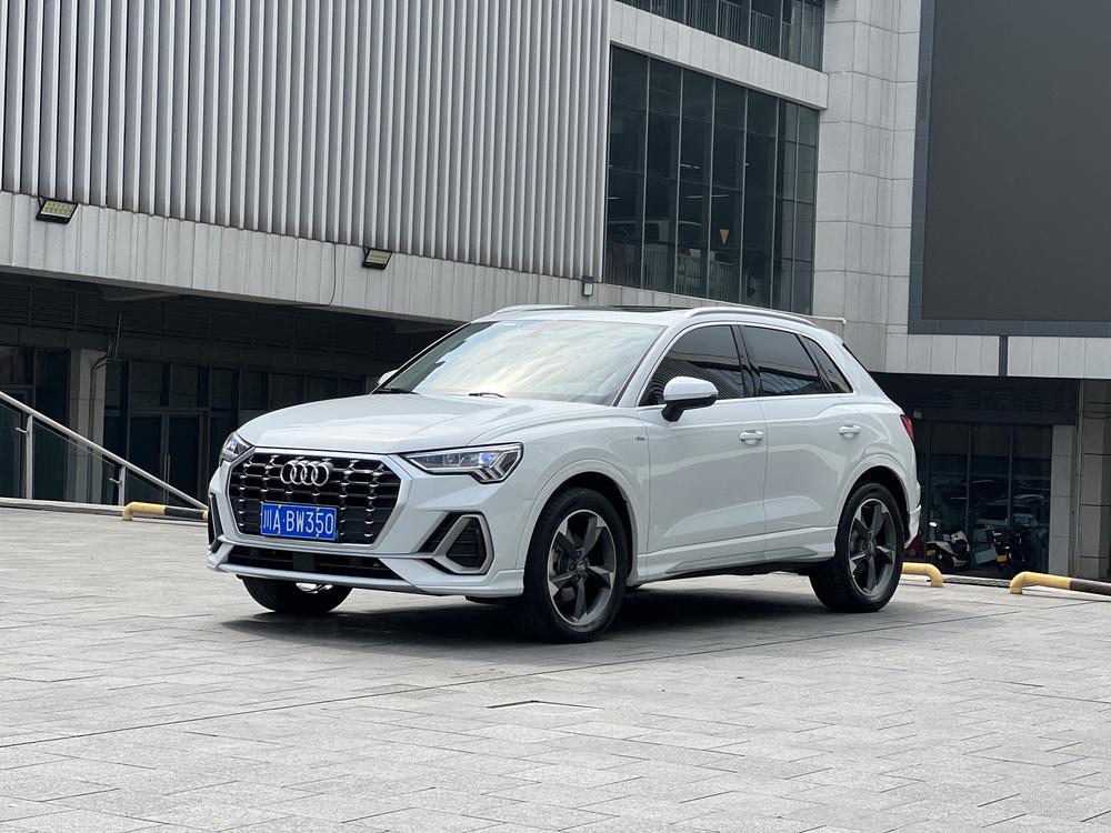 Audi Audi Q3