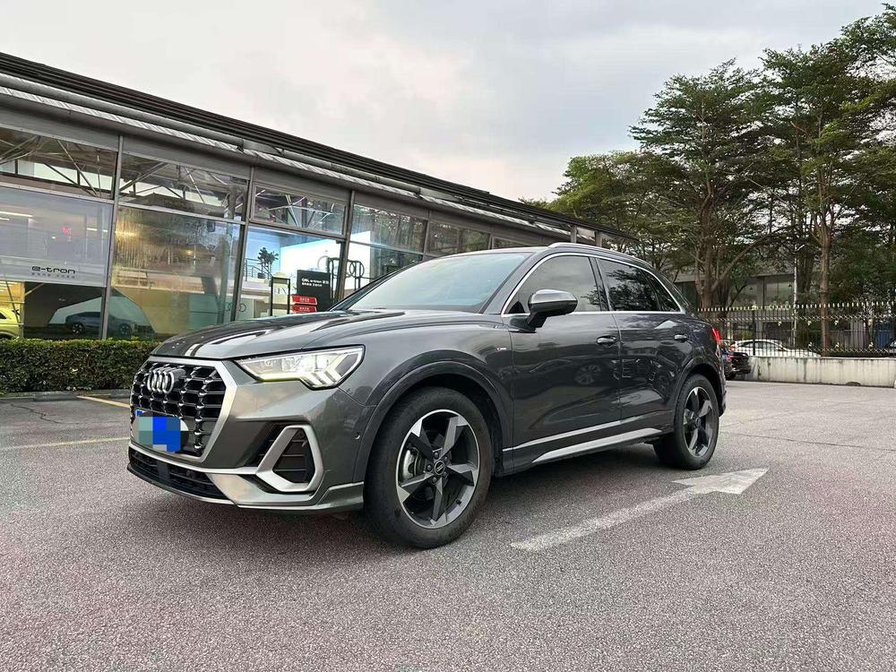 Audi Audi Q3