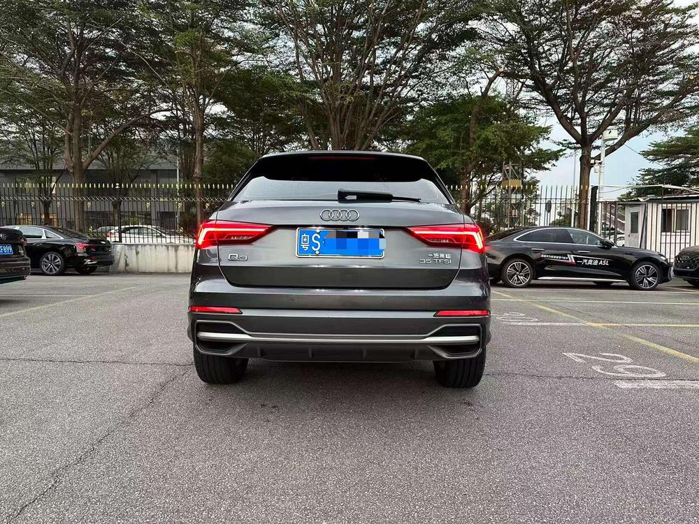 Audi Audi Q3