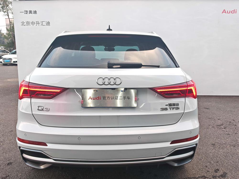 Audi Audi Q3