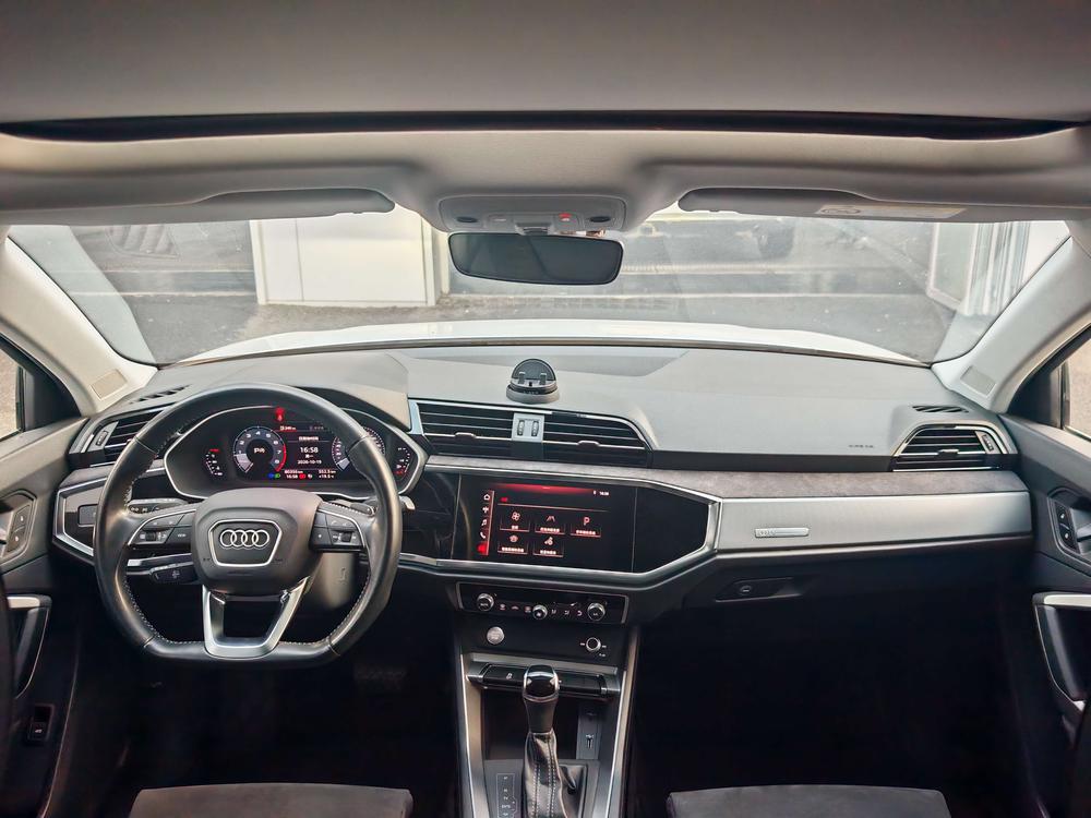 Audi Audi Q3