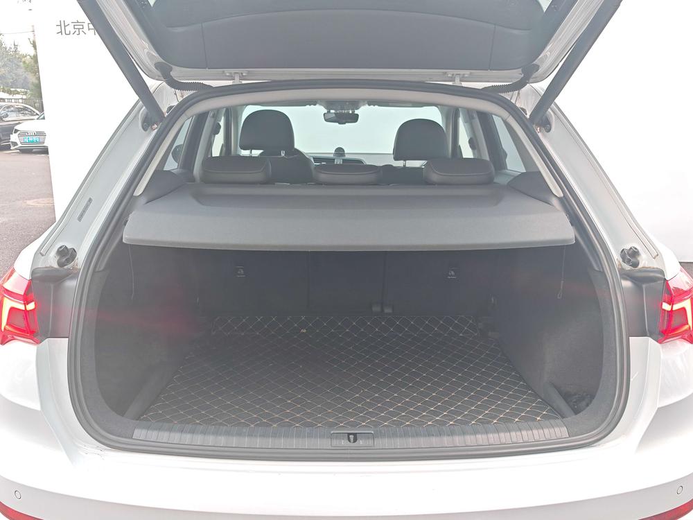 Audi Audi Q3