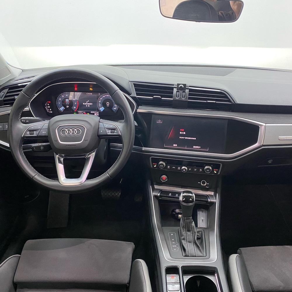 Audi Audi Q3
