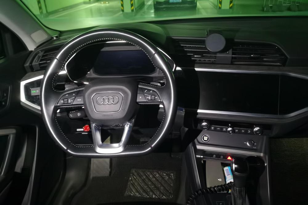 Audi Audi Q3