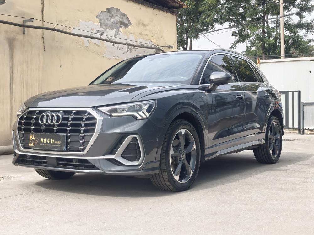 Audi Audi Q3