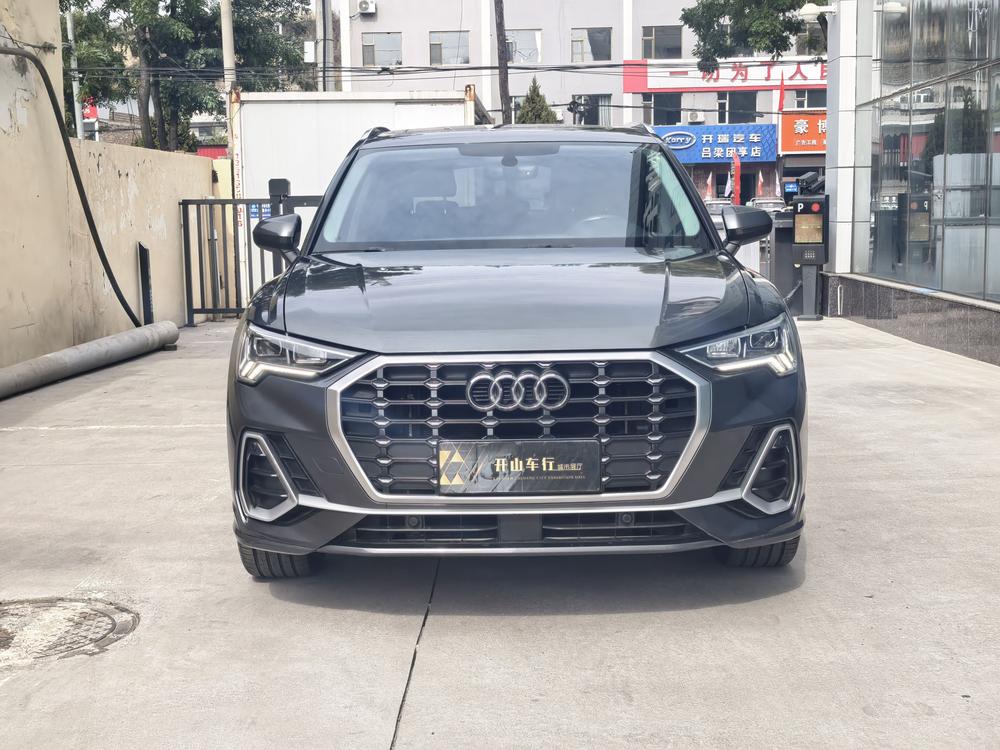 Audi Audi Q3