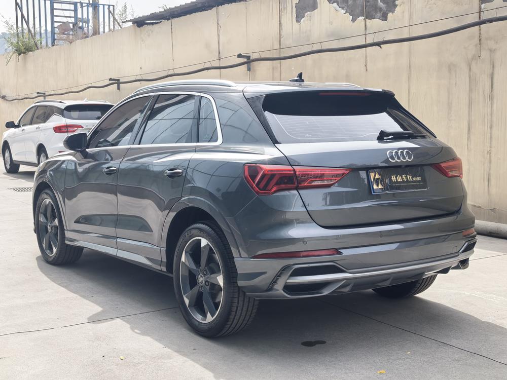 Audi Audi Q3