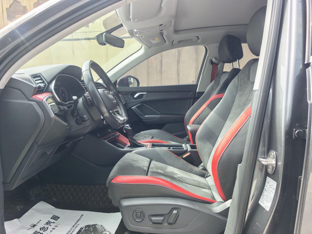 Audi Audi Q3