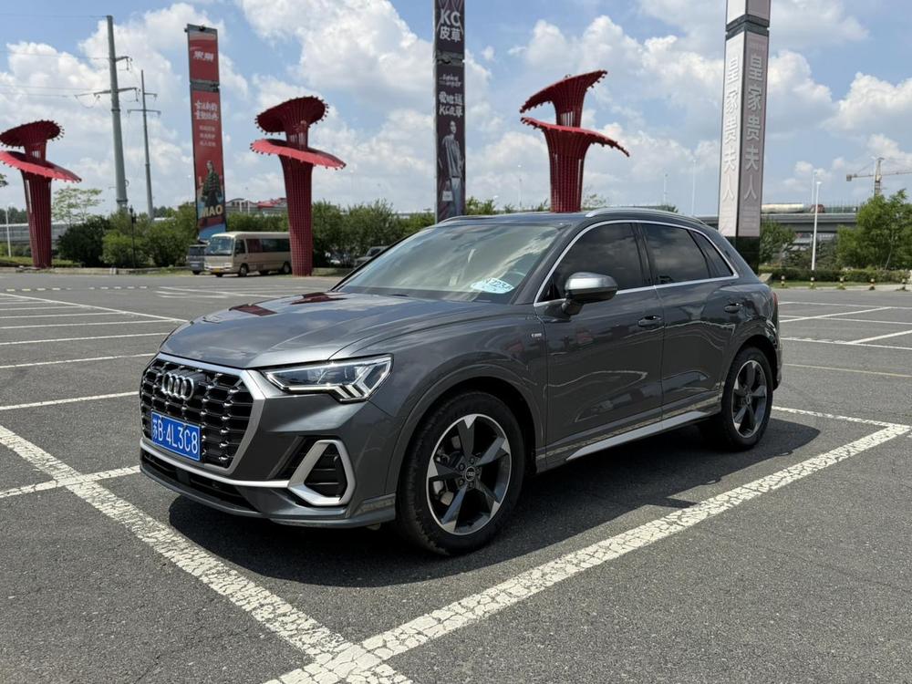 Audi Audi Q3