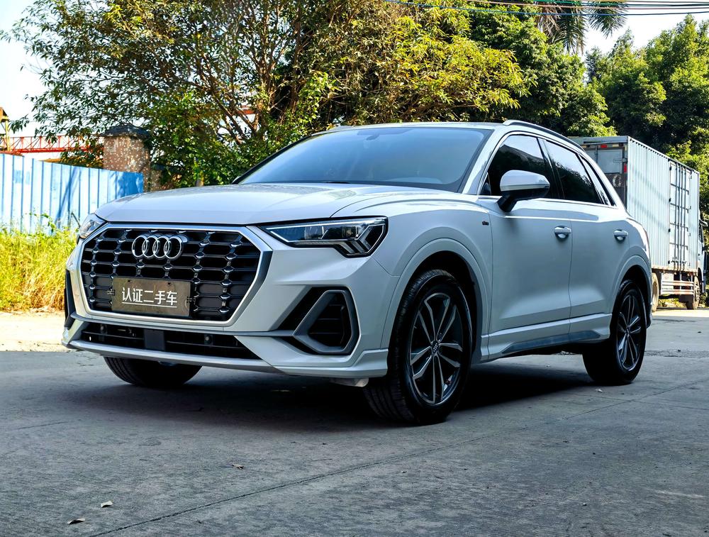 Audi Audi Q3