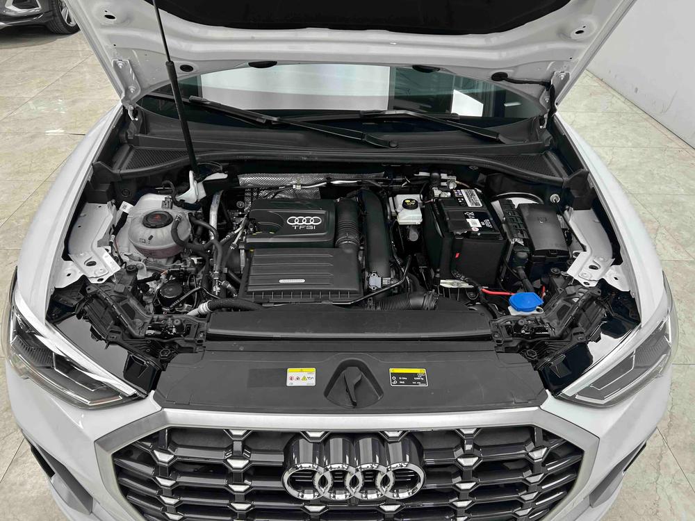Audi Audi Q3