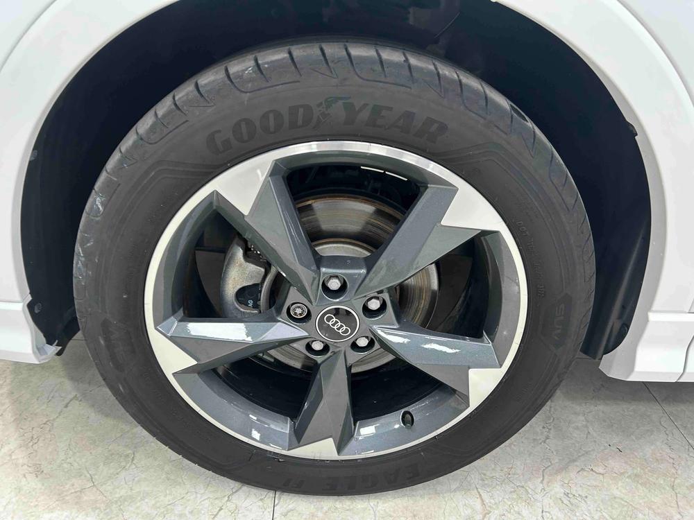 Audi Audi Q3