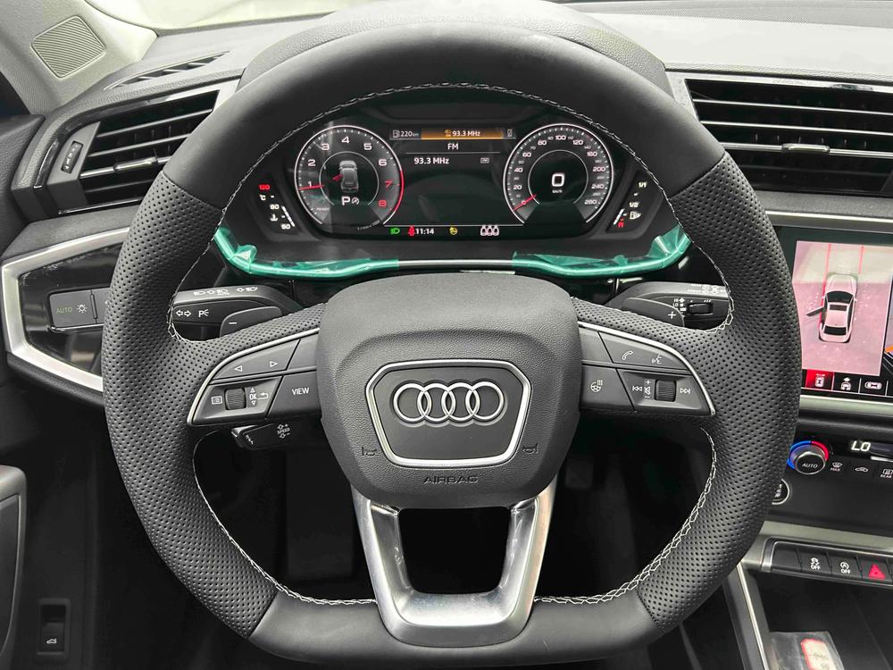 Audi Audi Q3