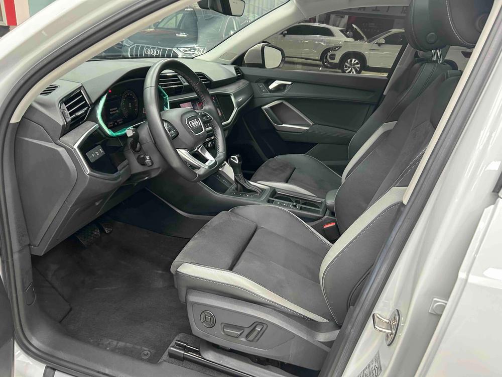 Audi Audi Q3