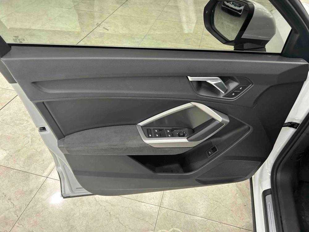 Audi Audi Q3