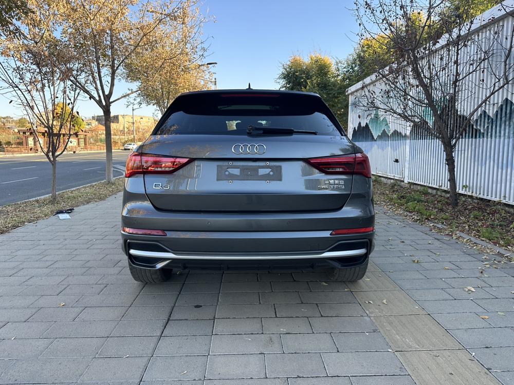 Audi Audi Q3