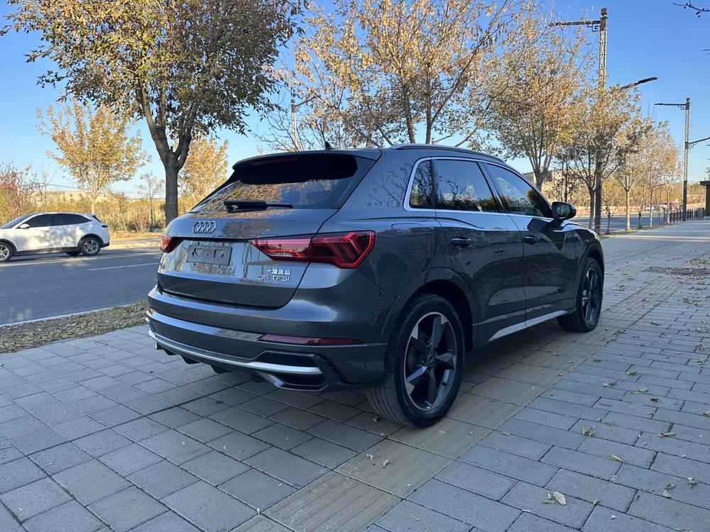 Audi Audi Q3