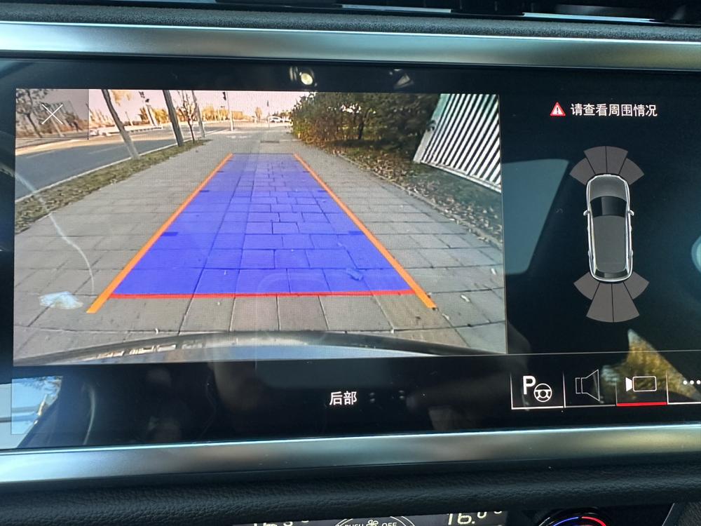 Audi Audi Q3