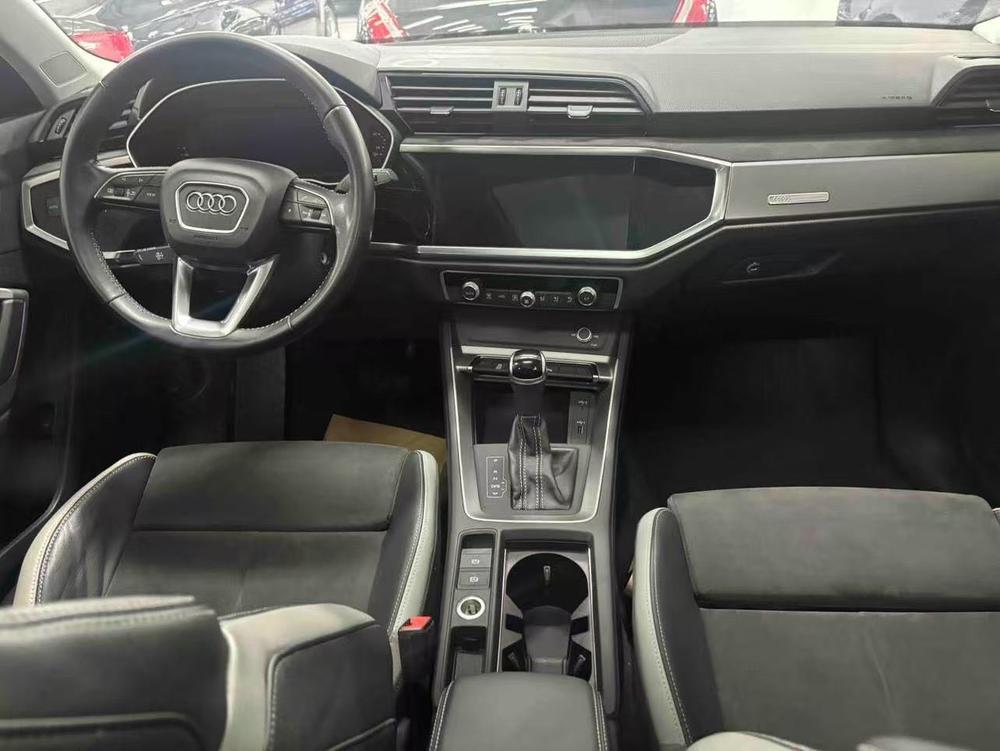 Audi Audi Q3