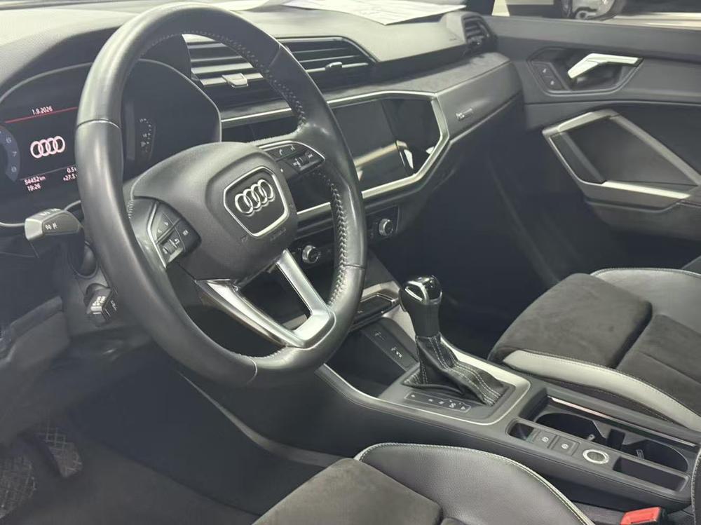 Audi Audi Q3