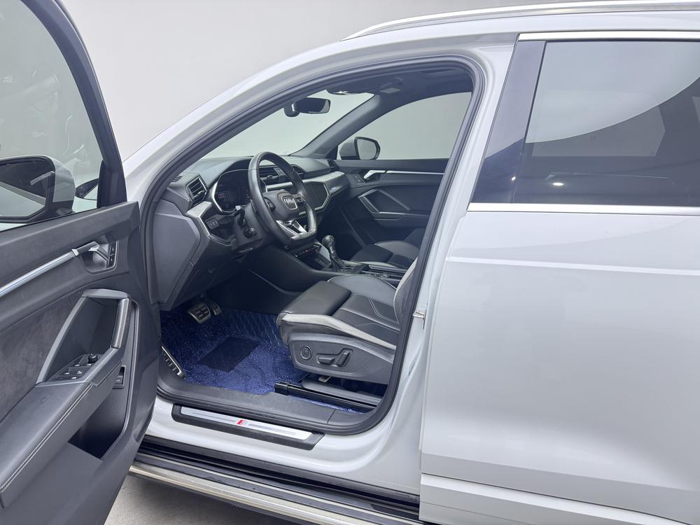 Audi Audi Q3
