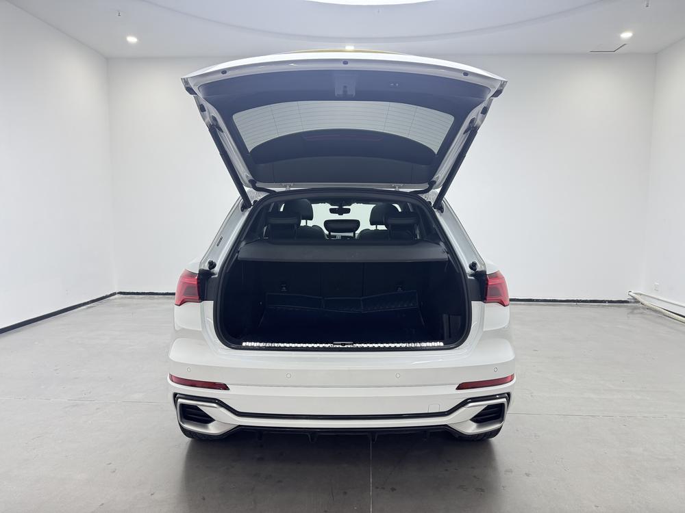 Audi Audi Q3
