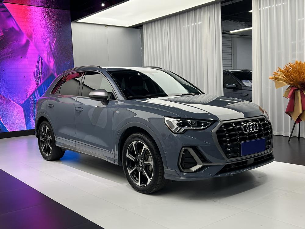 Audi Audi Q3