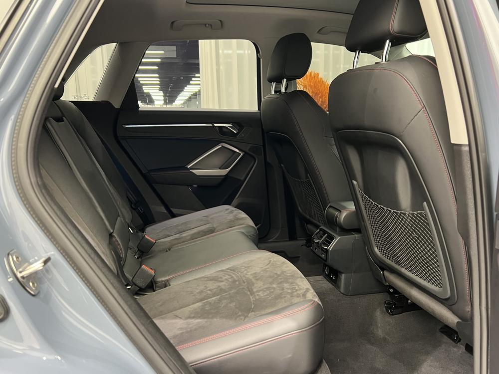 Audi Audi Q3