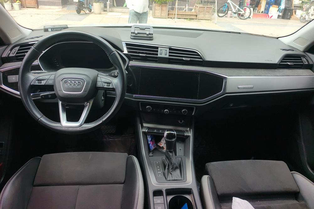 Audi Audi Q3