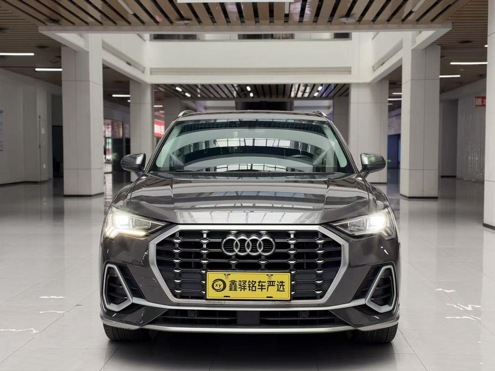 Audi Audi Q3