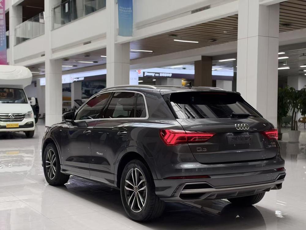 Audi Audi Q3