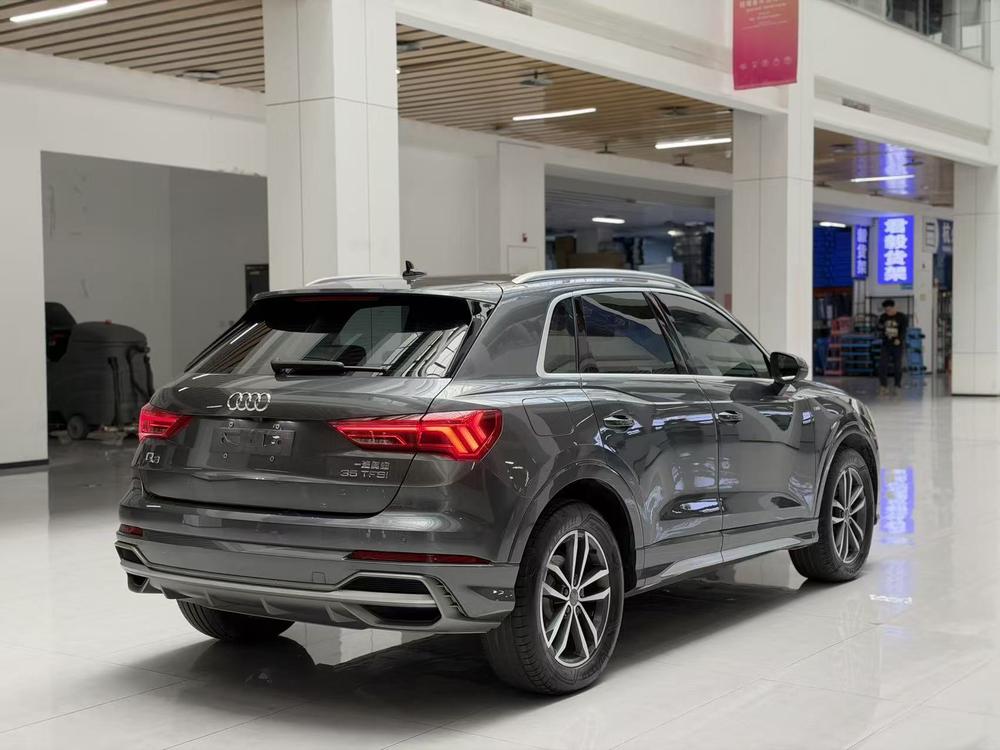 Audi Audi Q3