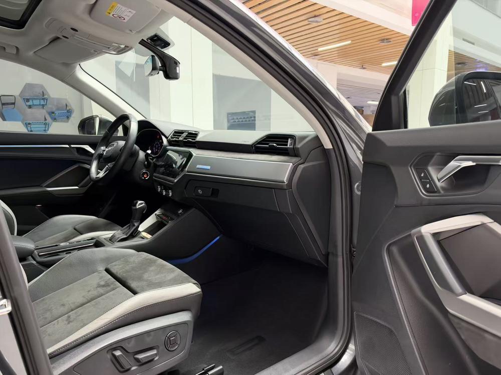 Audi Audi Q3