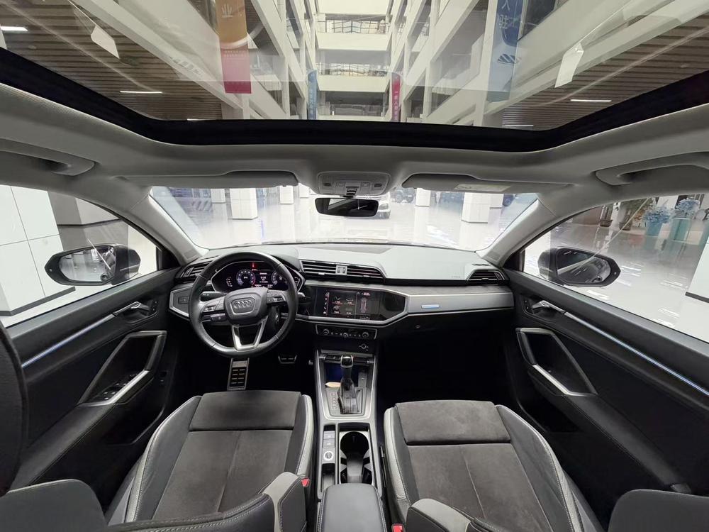 Audi Audi Q3