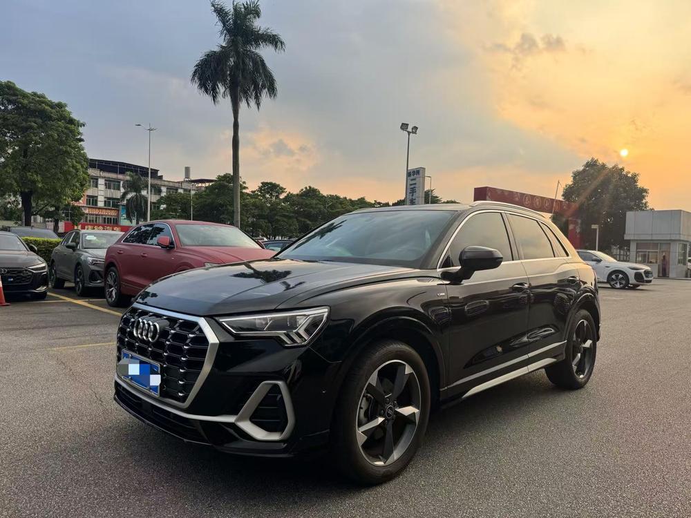 Audi Audi Q3