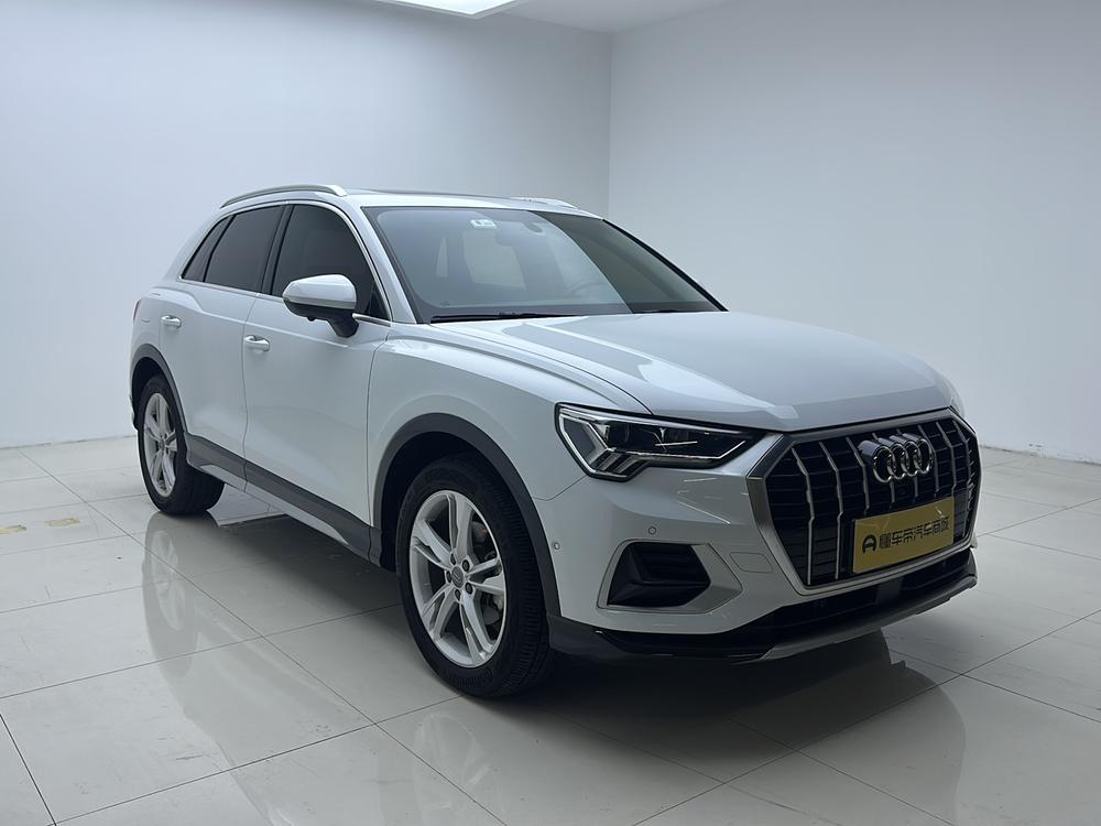 Audi Audi Q3