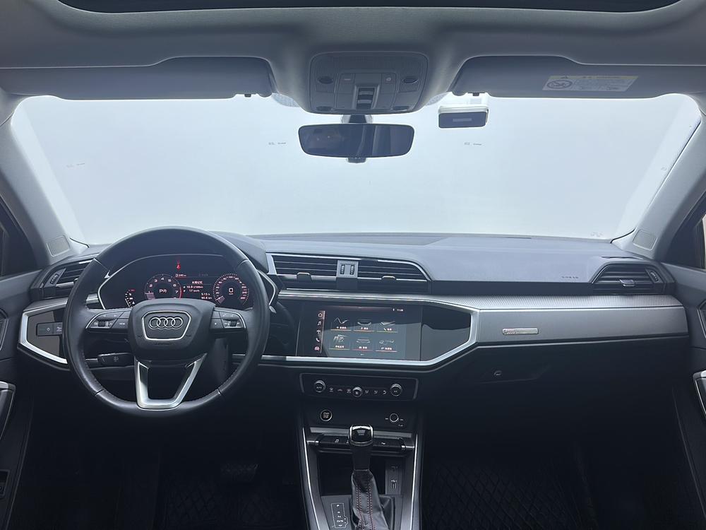 Audi Audi Q3