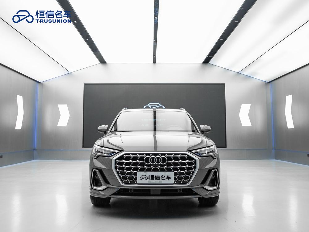 Audi Audi Q3