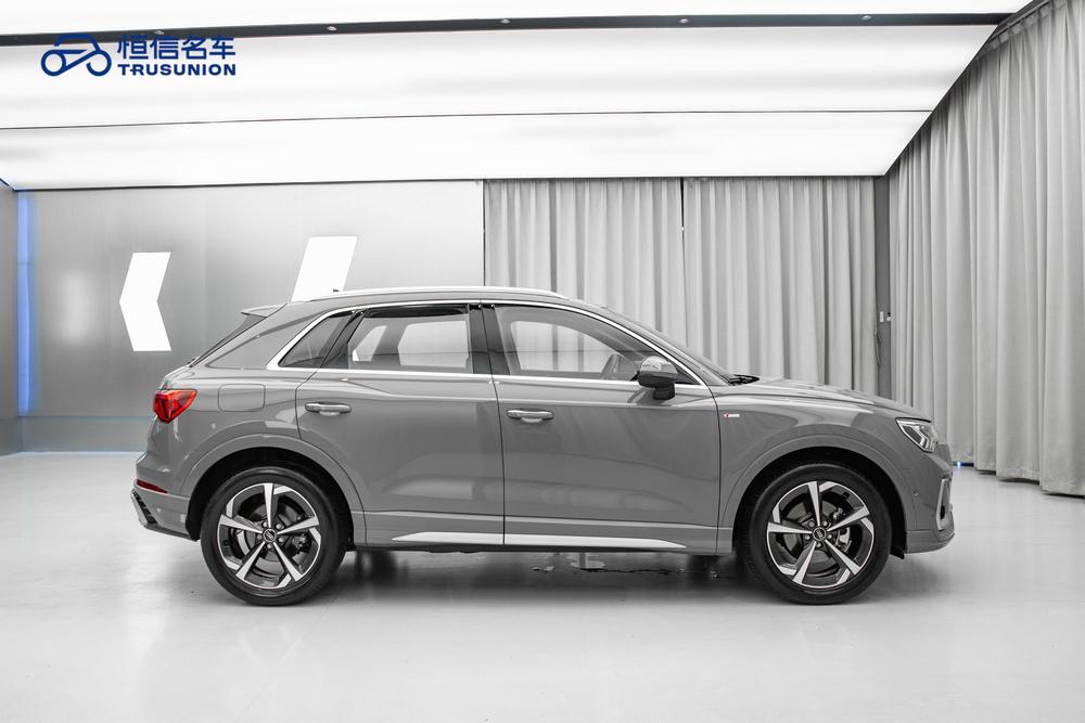 Audi Audi Q3
