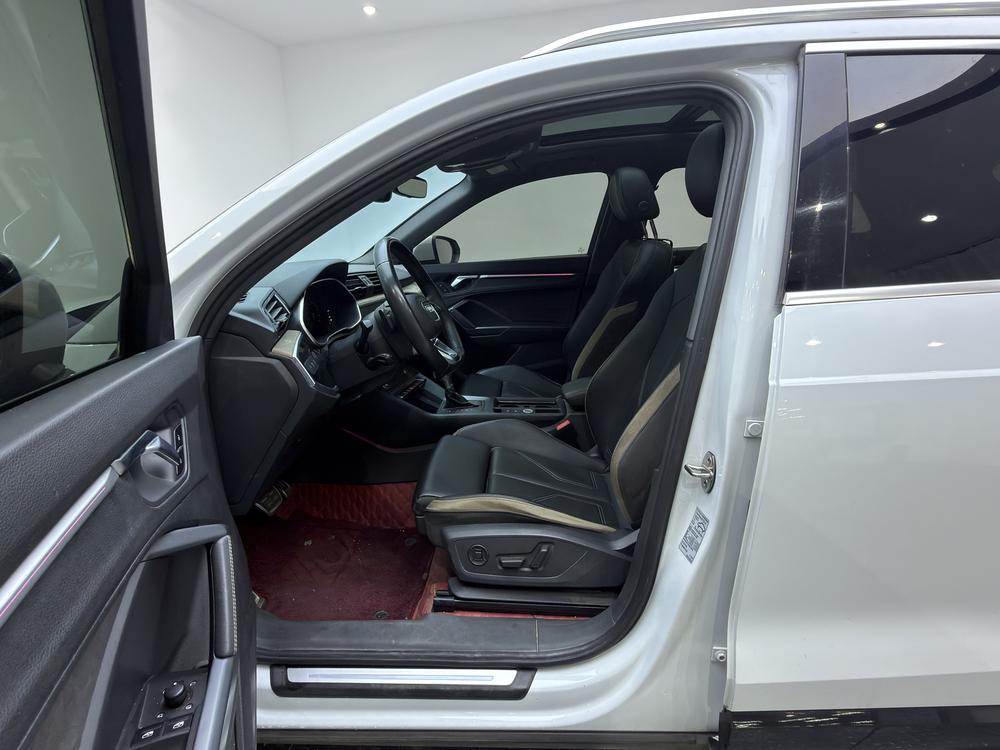 Audi Audi Q3
