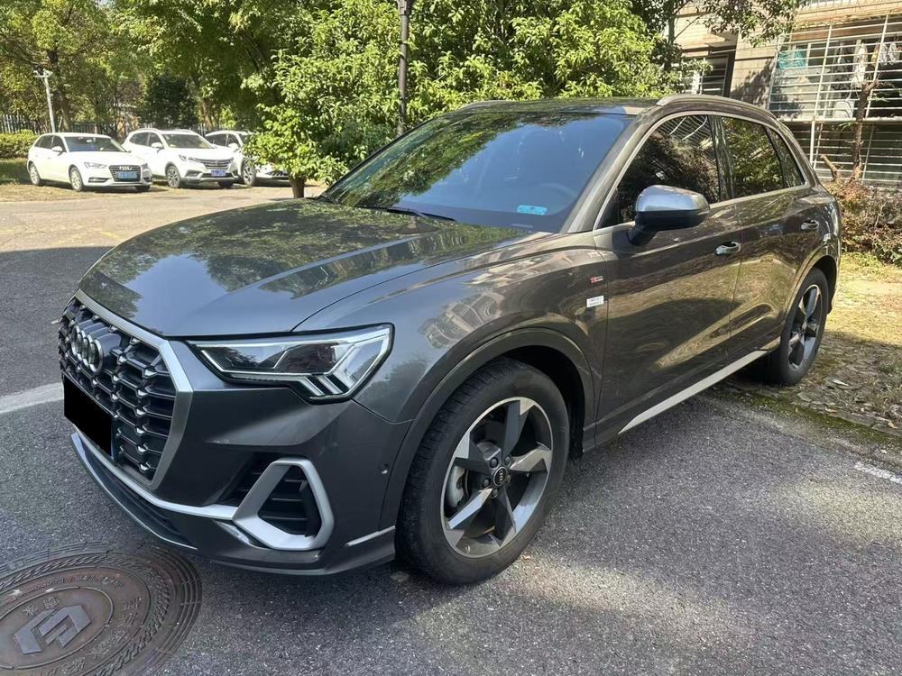 Audi Audi Q3