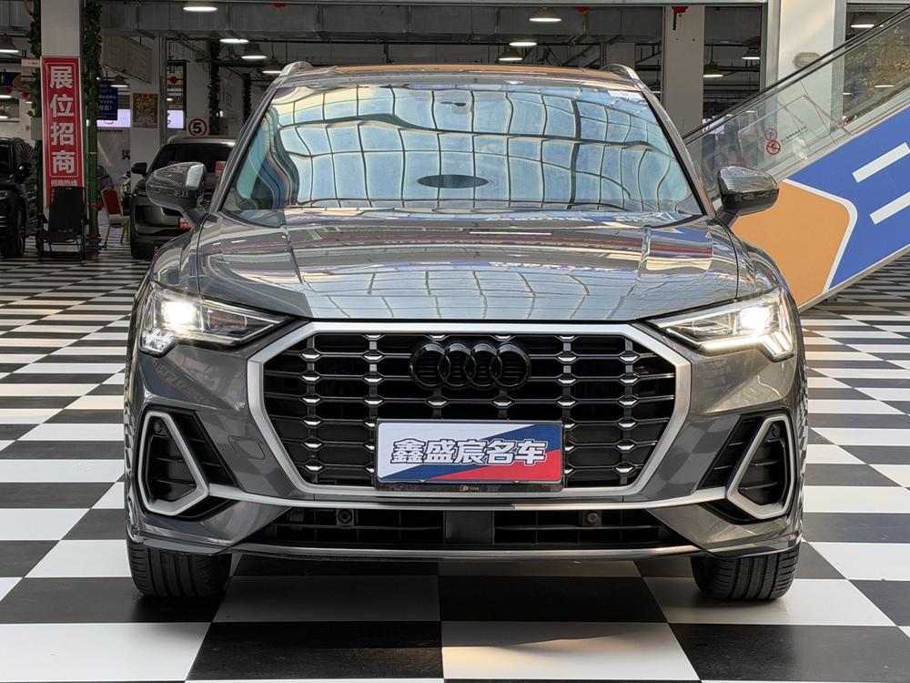 Audi Audi Q3