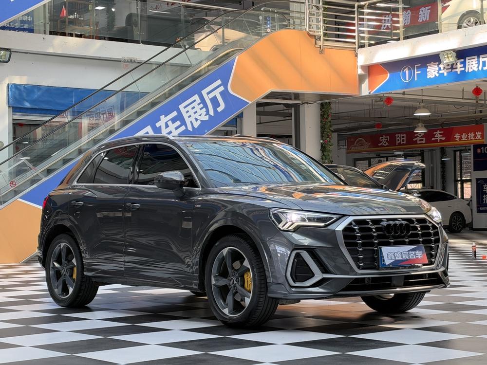 Audi Audi Q3