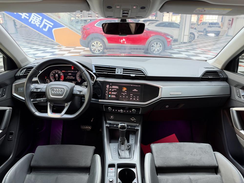 Audi Audi Q3