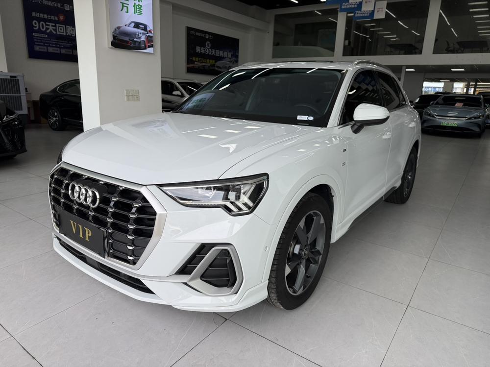 Audi Audi Q3