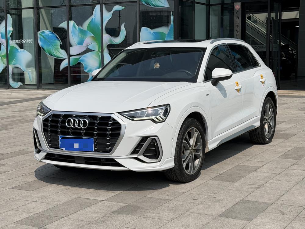 Audi Audi Q3