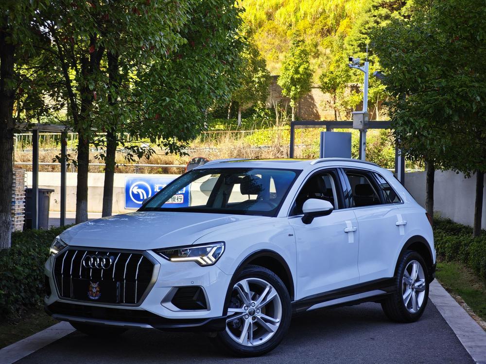 Audi Audi Q3