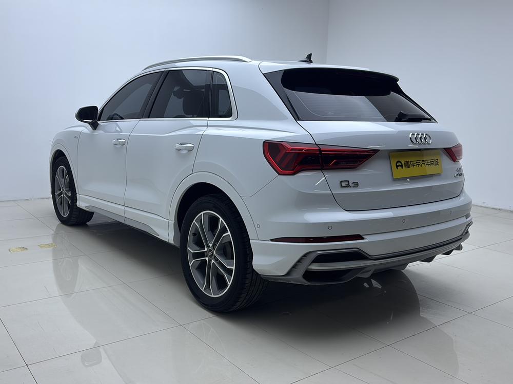 Audi Audi Q3