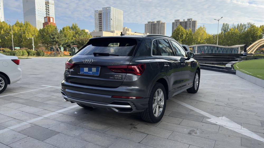 Audi Audi Q3